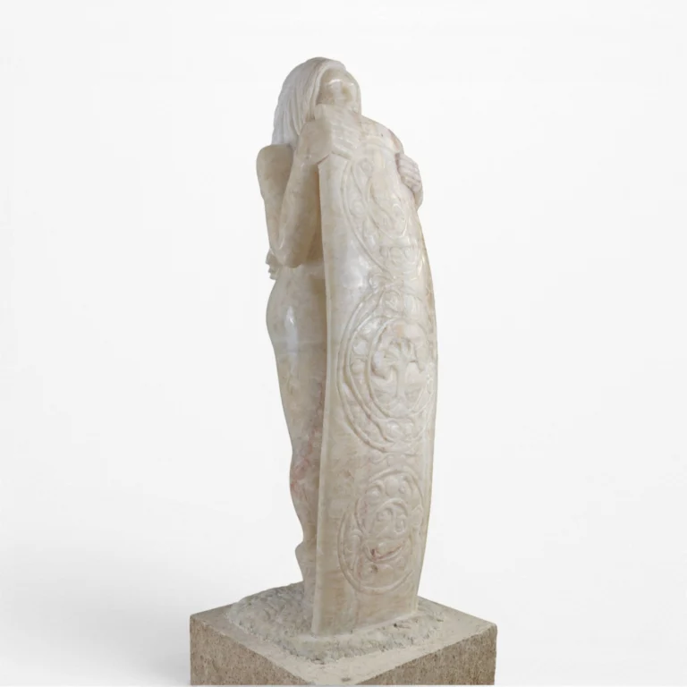 Femme Au Bouclier Onyx 00