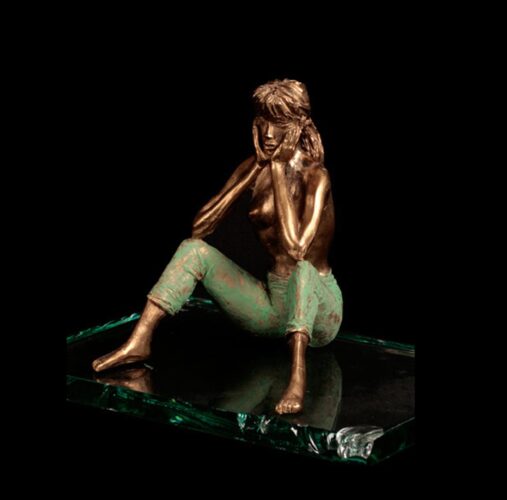 Femme pyramide
